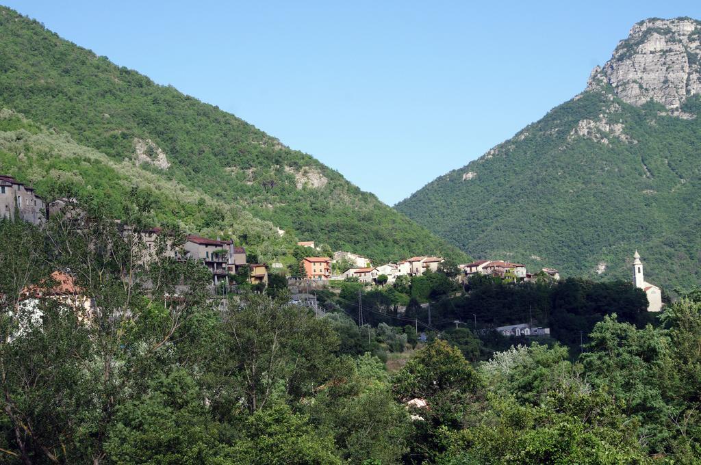 Agriturismo Mulino Del Castello Nasino Extérieur photo