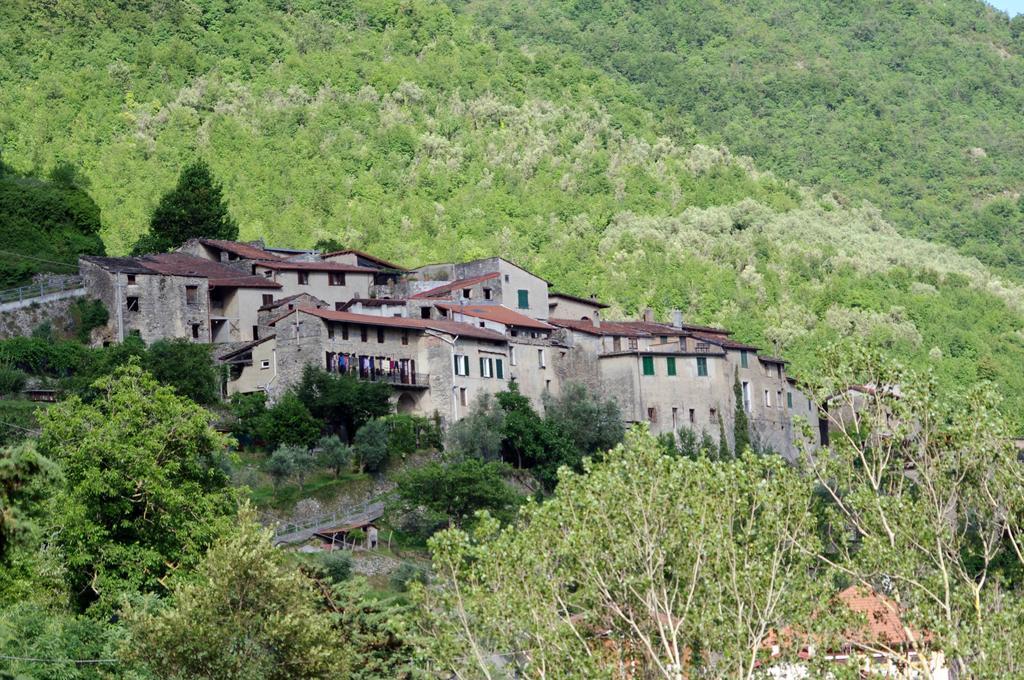 Agriturismo Mulino Del Castello Nasino Extérieur photo